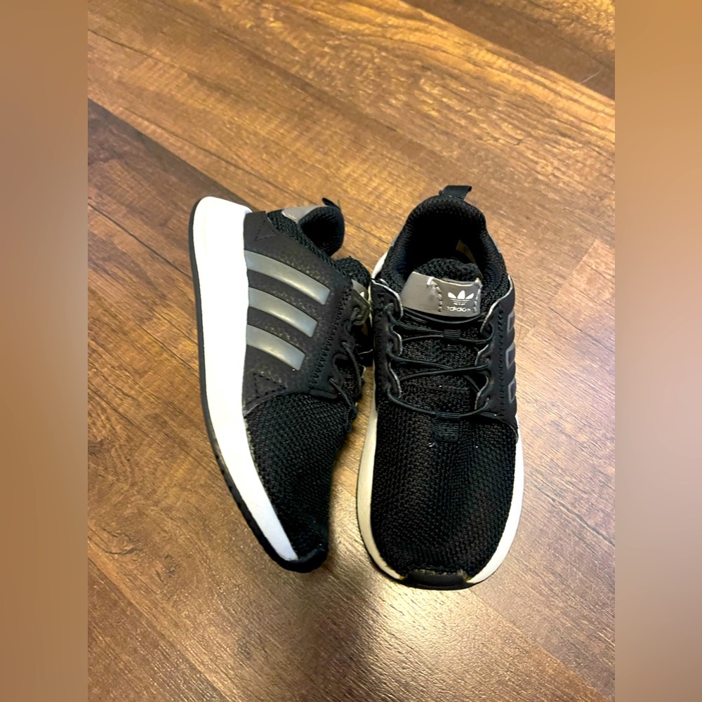 Toddler Adidas Tennis Shoes size 9